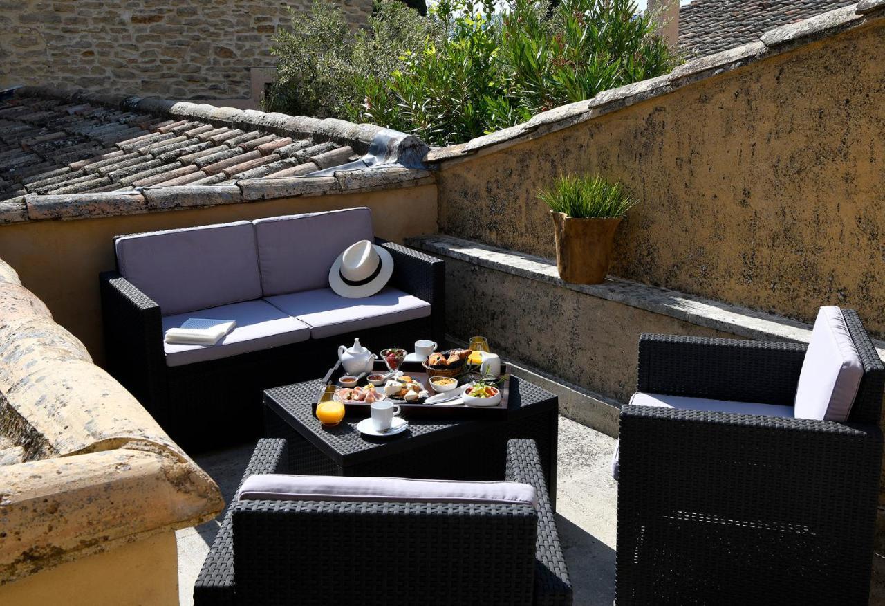 Les Chambres Du Vieux Bistrot Cabrières-dʼAvignon エクステリア 写真