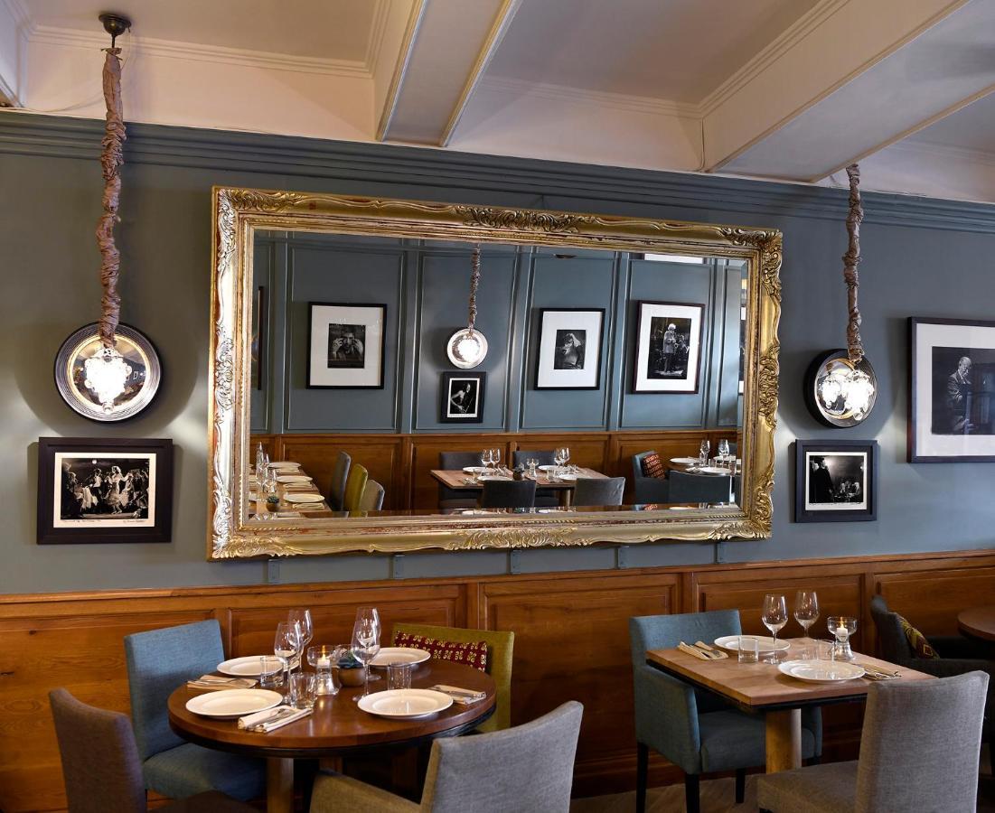 Les Chambres Du Vieux Bistrot Cabrières-dʼAvignon エクステリア 写真